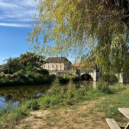 Fleurs Sauvages A Rebeuse New Hosts Full Of Nature Corgnac-sur-l'Isle Exterior photo